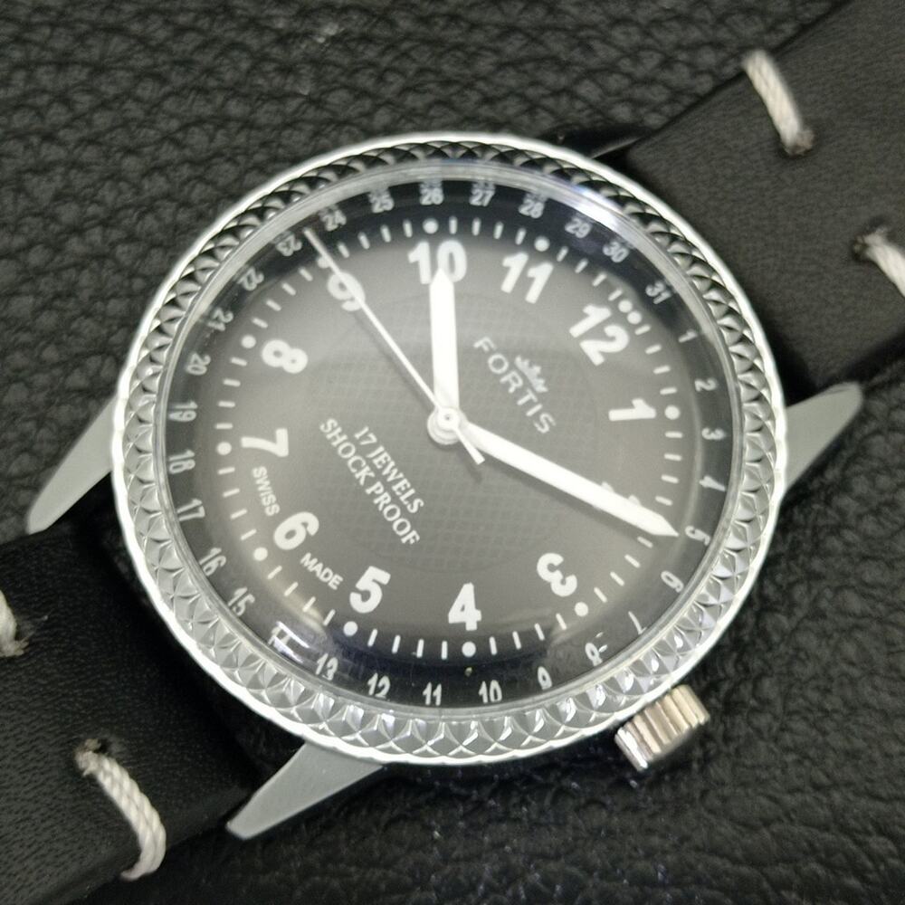Vintage 1982 Fortis Manual Mens Silver Watch W/Leather Strap & Black accents - Picture 6 of 9